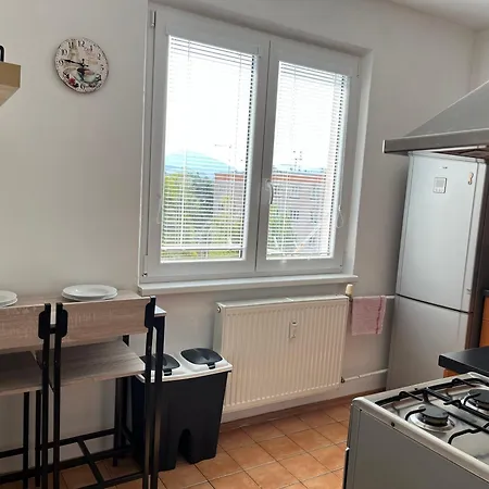 Rodinny 2 Izbovy V Centre 마틴