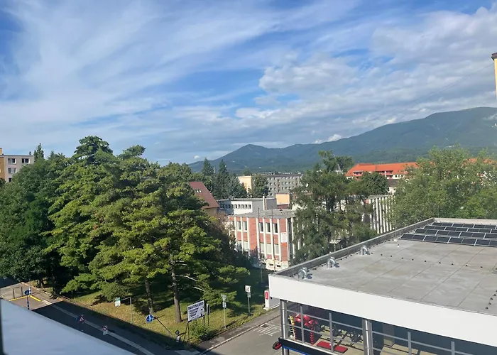 Rodinny 2 Izbovy V Centre Apartment Martin